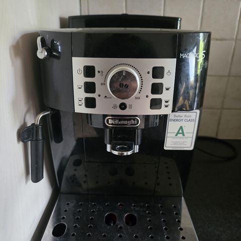 DeLonghi Magnifica S