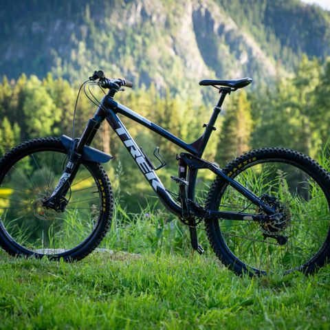 Trek Remedy 8 stisykkel