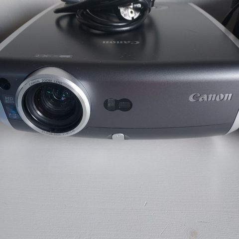 CANON PROJEKTOR