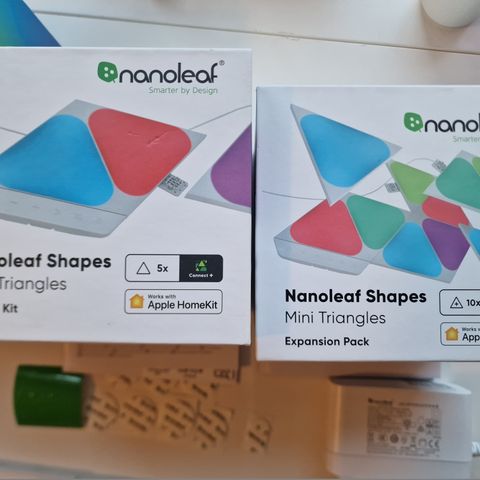 Nanoleaf Shapes Mini Triangles smarter kit og utvidelsespakke