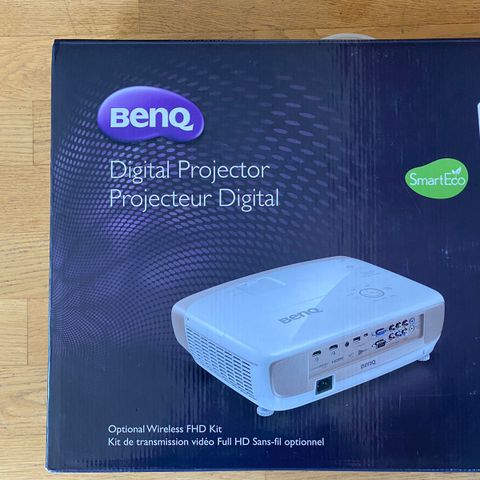 BENQ W2000 projektor