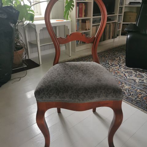 Nylig restaurert polstret stol