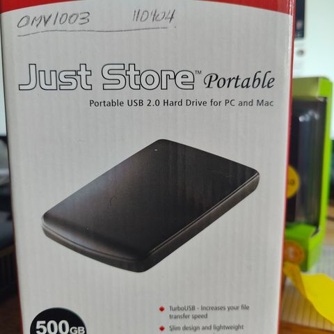 Buffalo JustStore portable 500 GB USB 2.0 hard drive