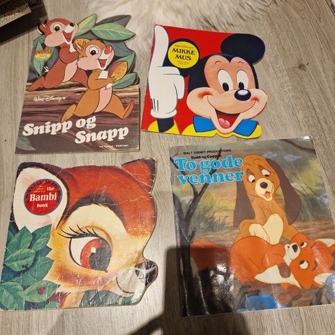 4 Disney profil hefter