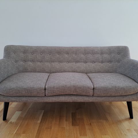 Pent brukt sofa fra Skeidar