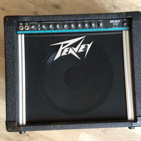 Røramp Peavey Bravo 112 combo.