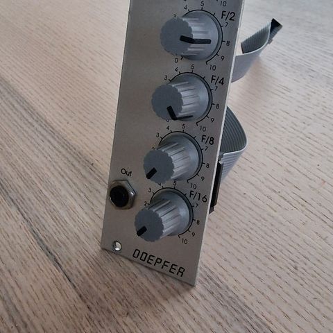 Doepfer A-115 Audio Divider