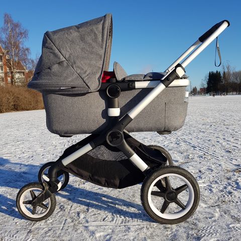 Bugaboo Fox 2, Cybex cloud Z i-size med base Cybex Base Z og Bugaboo Fox adapter