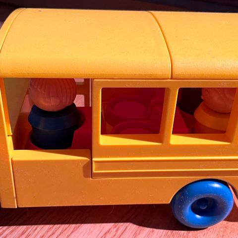 TUPPERTOYS / TUPPERWARE – GAMMEL SKOLEBUSS (VINTAGE)