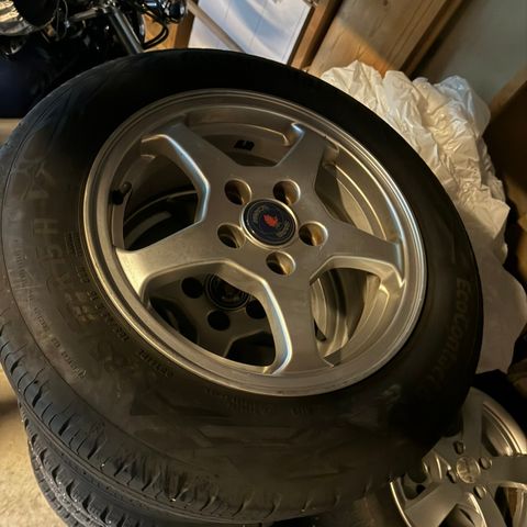 Sommerdekk på Saab-felg 185/65 R 15 H