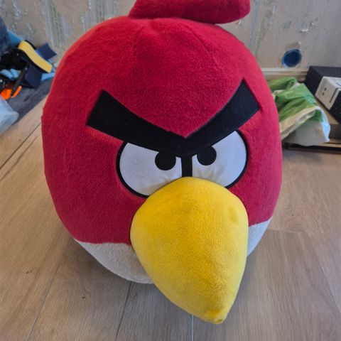 Stor angry bird bamse