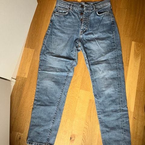 Jeans fra Bik Bok