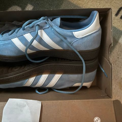 Adidas  Spezial sneakers