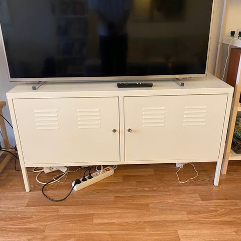 *RESERVERT*IKEA tv-benk gis bort