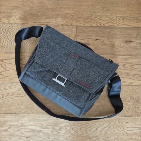 Peak Design The Everyday Messenger Bag 13"