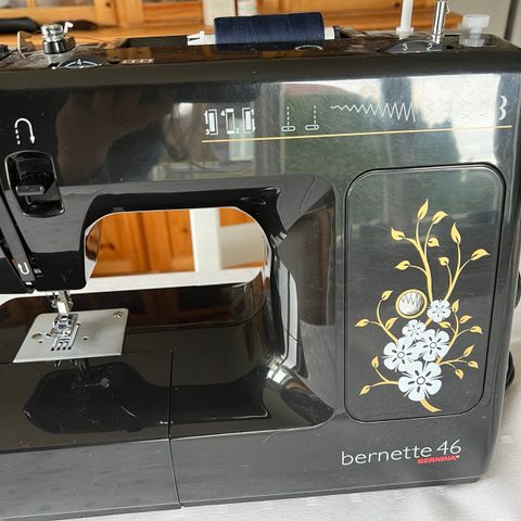 Bernina bernette 46