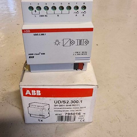 ABB  UD/S2.300.1 Dimmer
