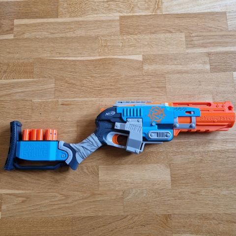 Nerf gunn zombie strike sledgefire