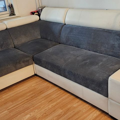 Delskinn Hjørnesofa/sovesofa