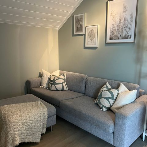 Bolia sofa lys grå m/puff