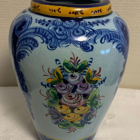 Håndmalt portugisisk vase