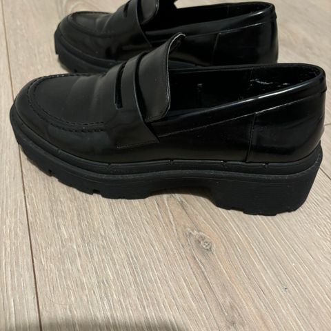 Loafers 35