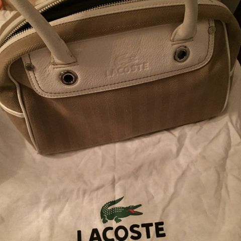 Lacoste veske