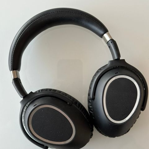 Sennheiser MB 660 hodetelefoner selges