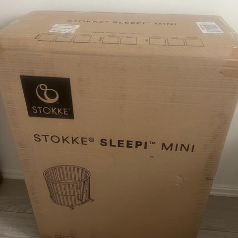 Stokke sleepi V3 Mini, white (helt ny i eske)