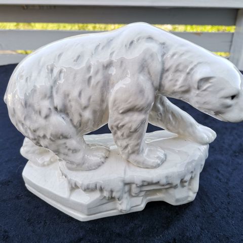 Isbjørn porselensfigur