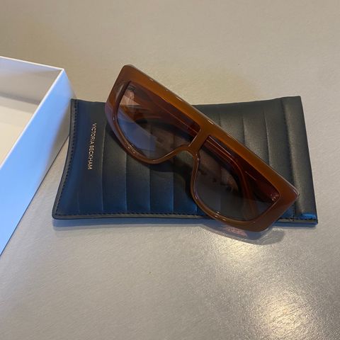 Victoria Beckham VB664S solbriller