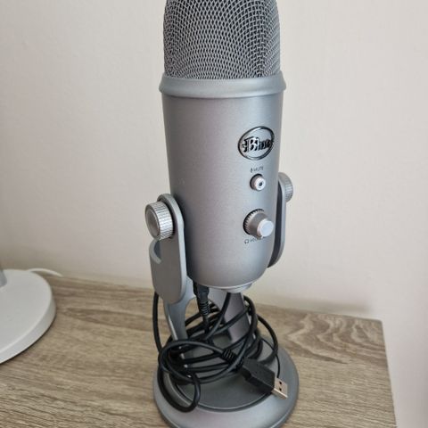 Blue Yeti Mikrofon Cool Grey