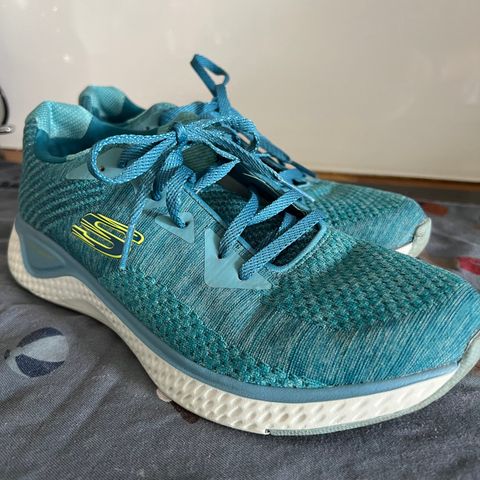 Sketchers sko 26 cm /UK 6