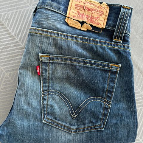 Levis 506