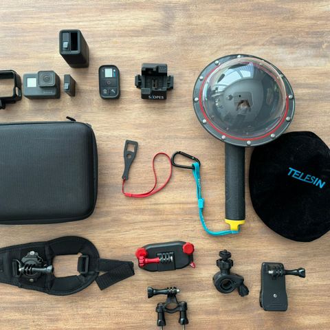 GoPro Hero 5 med masse utstyr RESERVERT