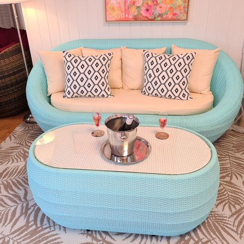 Fresh hagelounge sofa og bord og daybed/ dagseng i turkis kunstrotting