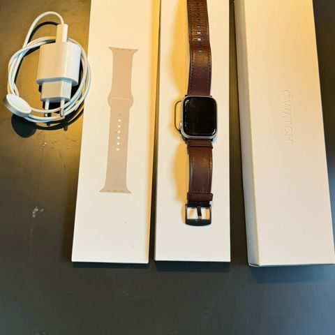 Apple Watch 7 45mm