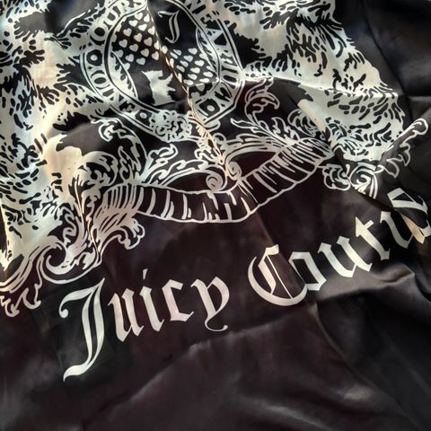 Skjerf/sjal fra Juicy Couture 90x90