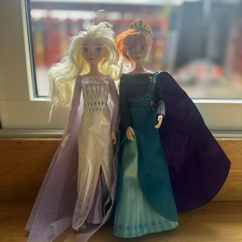 DISNEY Original Elsa & Anna dukker