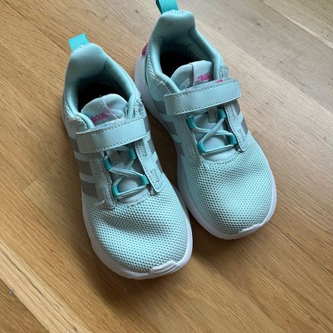 Adidas Joggesko str 30