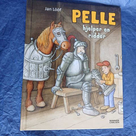 Pelle hjelper en ridder