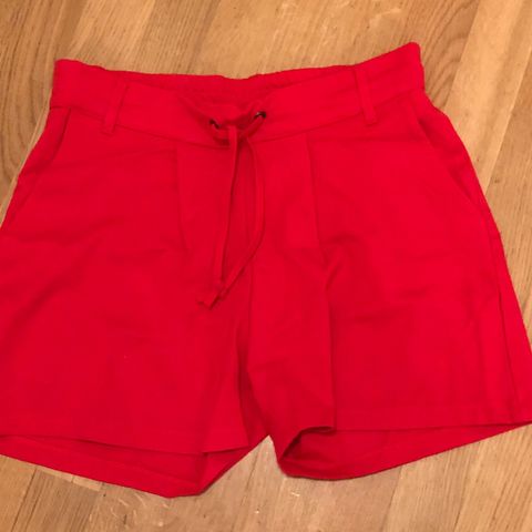 jDY shorts str M