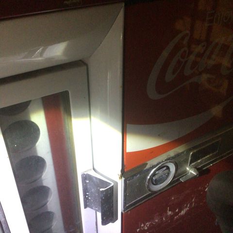 Coach Cola automat