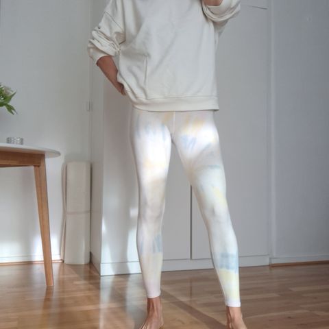 Electric & Rose Sunset leggings/tights