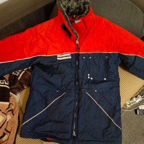 Tempex cold storage jacket