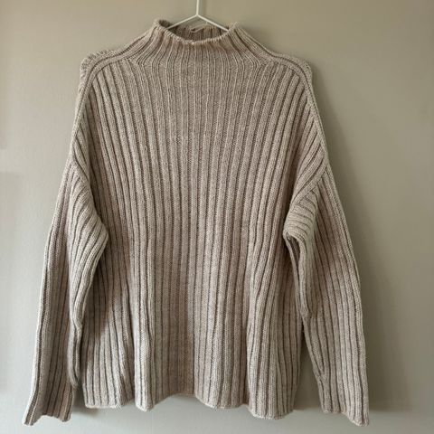 Sweater no 8