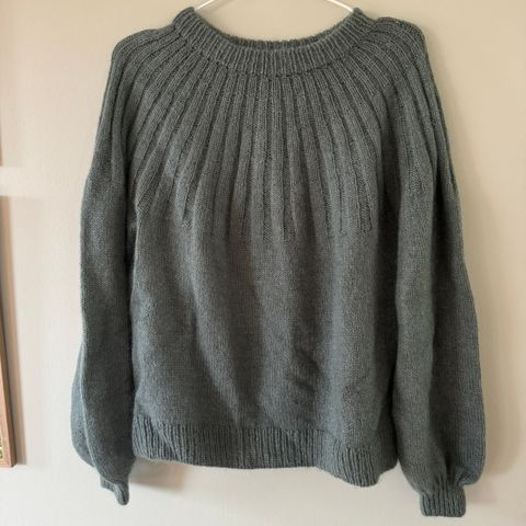 Sunday sweater fra petite knit