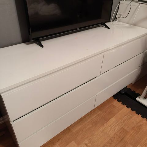 MALM Kommode