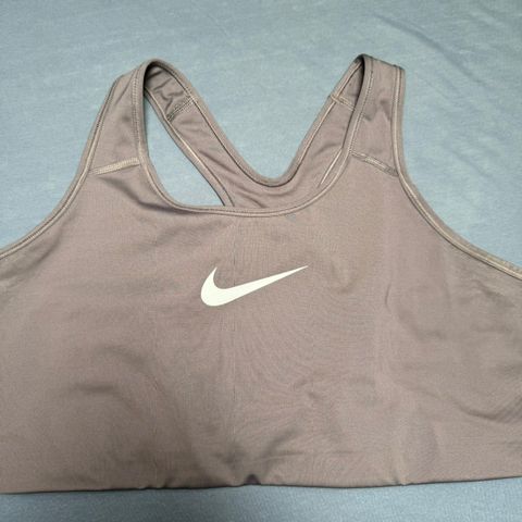 Nike sportsbh