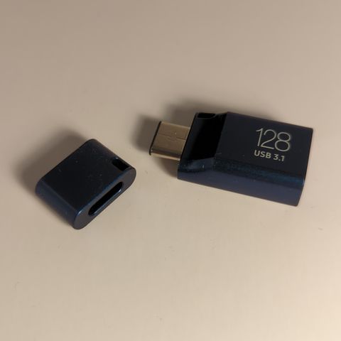 Samsung 128GB USB-C SSD Minnepenn
